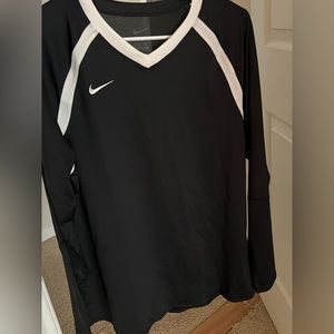 Like new Nike women’s dri fit shirt